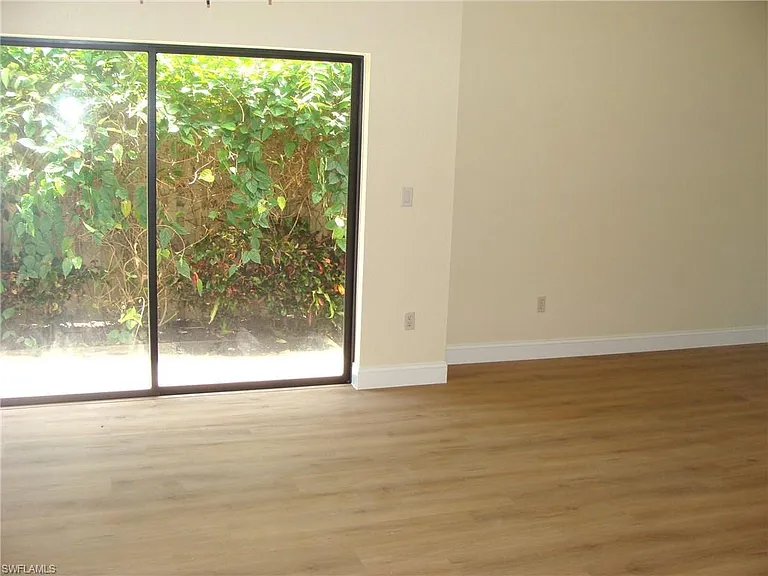 857 Reef Point Cir — Photo 11