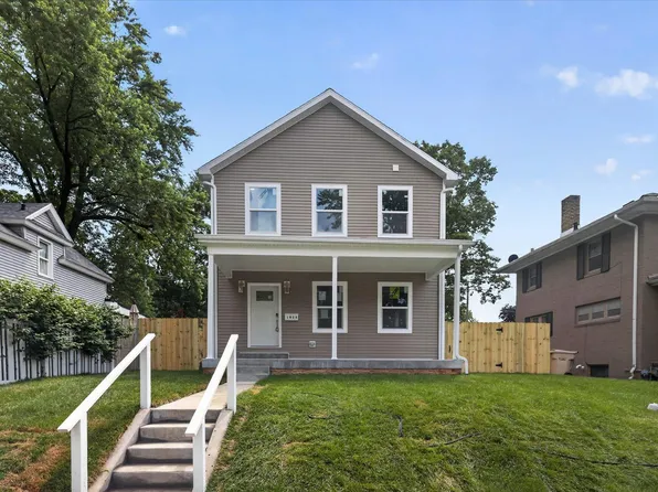 1026 Clover St, South Bend, IN 46615
