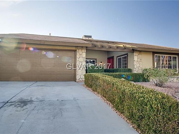 4th image of 224 Goldy Ln