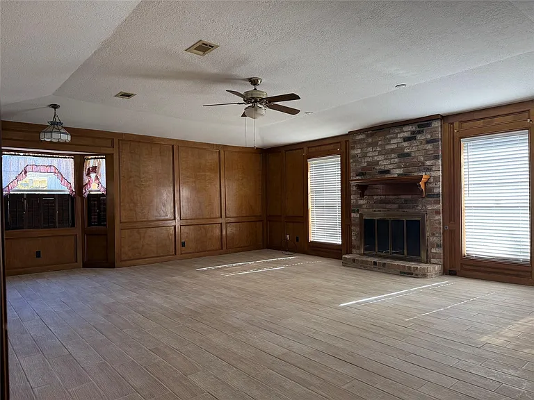 5506 Forest Timbers Dr — Photo 3