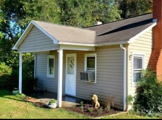 110 Justice St, Hudson, NC 28638