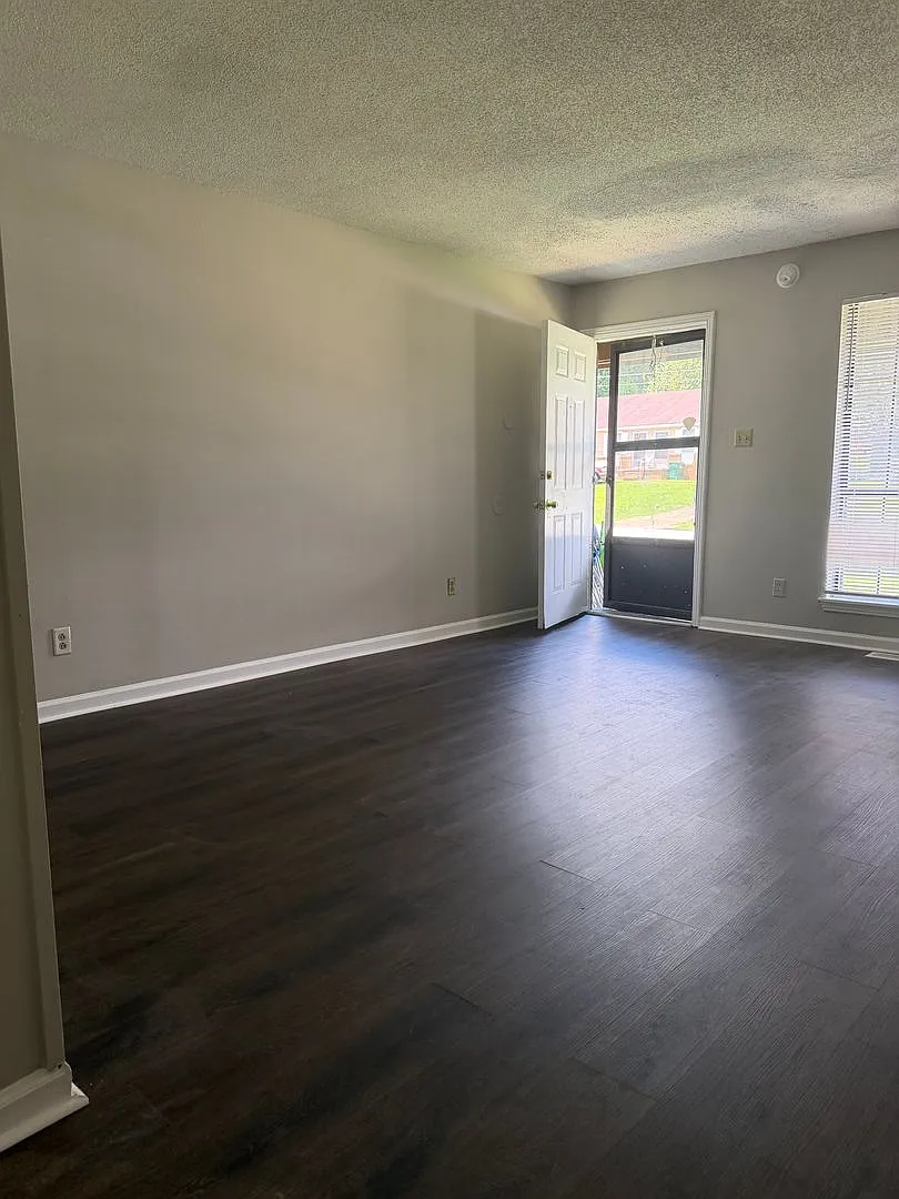 26 Rossfield Cove 01740 — Photo 2