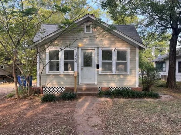 1006 S Husband St, Stillwater, OK 74074