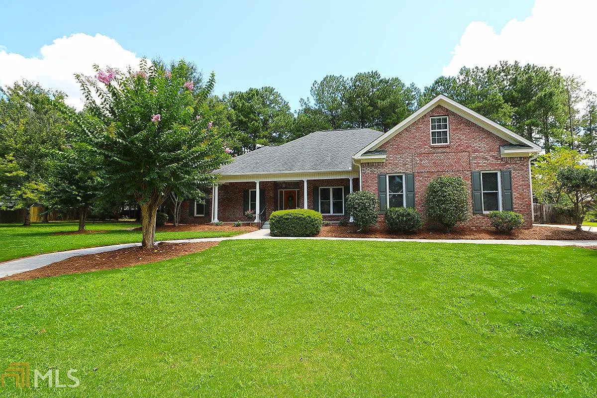 20 Willow Lake Dr photo 1