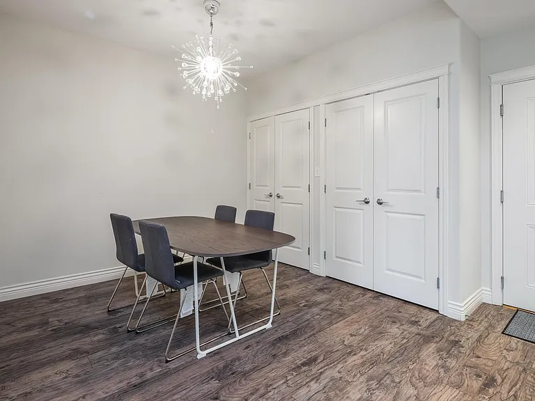 2970 King George Blvd #324 — Photo 3