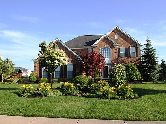 3rd image of 33485 Vineyard Park