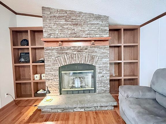 5th image of 7842 Lay Road