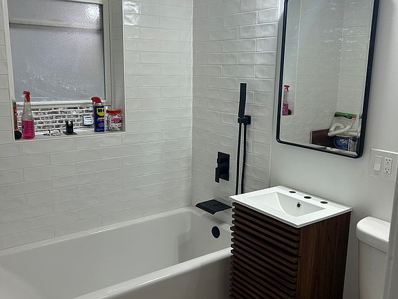 3rd image of 3550 W Belden Ave #1