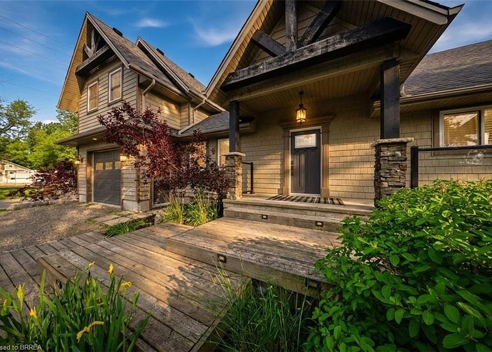 1st image of 10 Reserve St