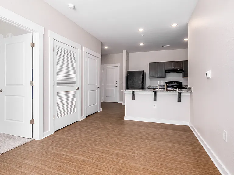 Reserve at Mott — Photo 6