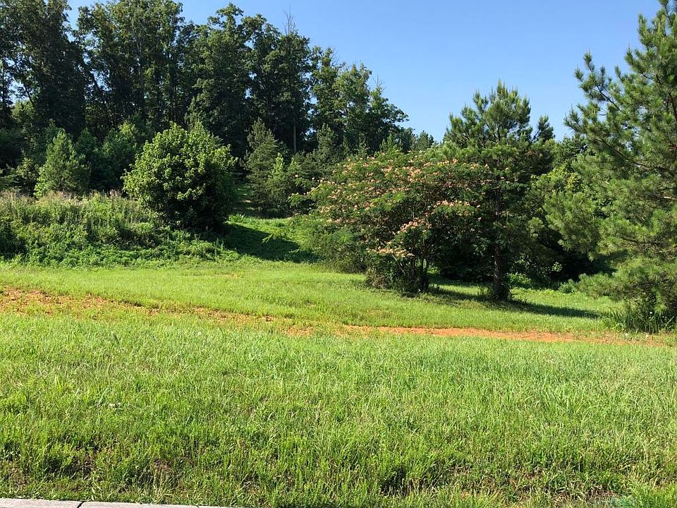 1st image of 665 Timberline Dr