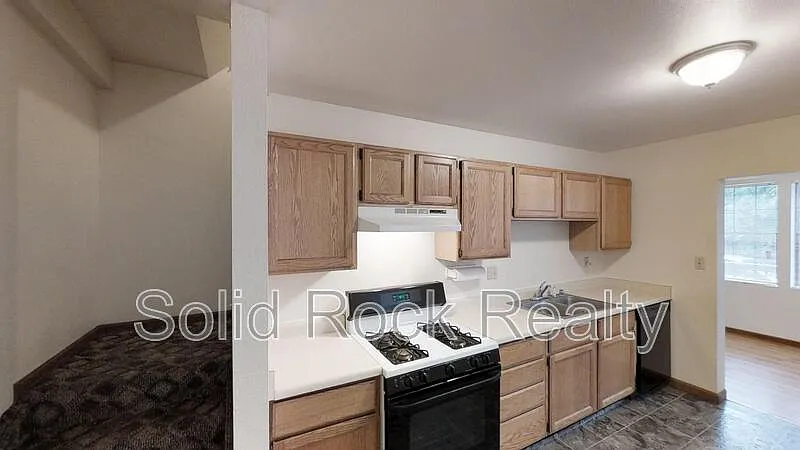 Building Photo - 931 N Wahsatch Ave #D