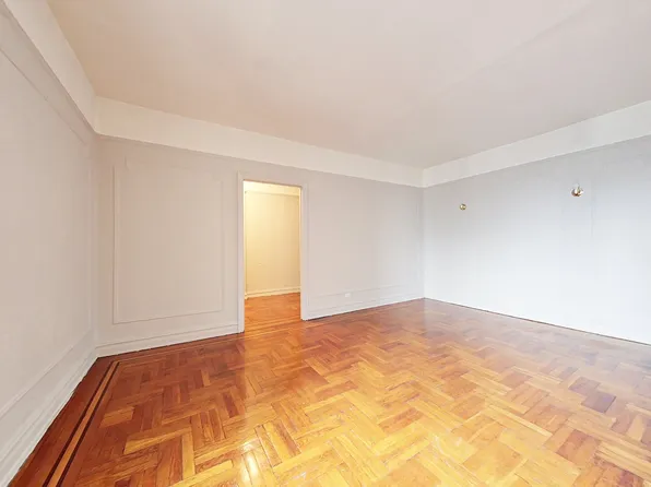 30 Daniel Low Terrace image 2 of 7