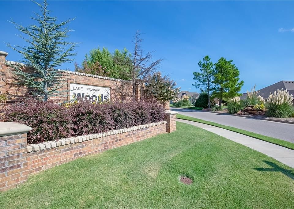 2nd image of 3401 Elmo Way