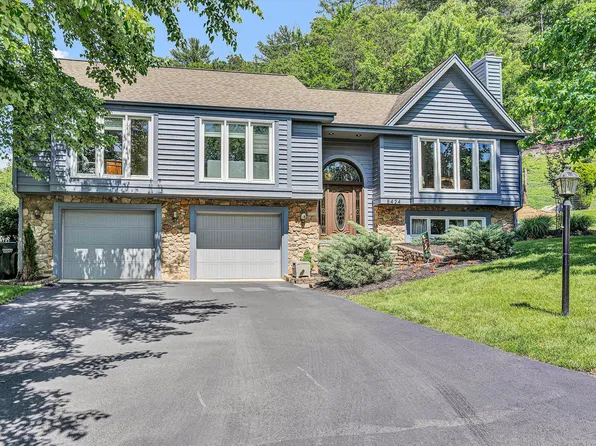 5424 Snow Owl Dr, Roanoke, VA 24018