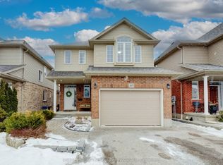 415 Westcroft Dr, Waterloo, ON N2T 2Z9