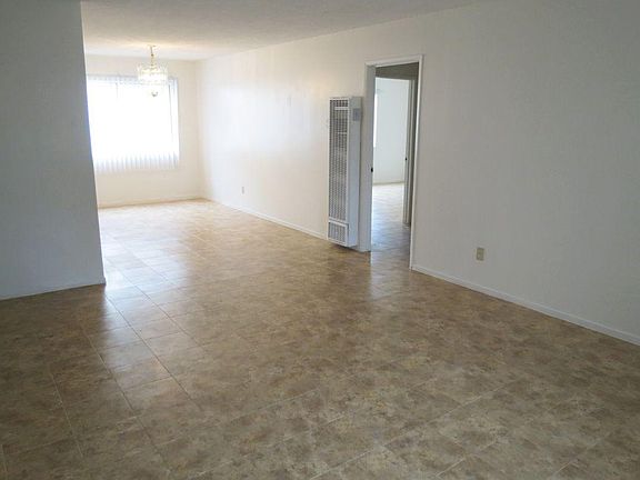 5th image of 23122 Samuel St APT 27