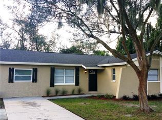 216 W Wheeler Rd, Seffner, FL 33584