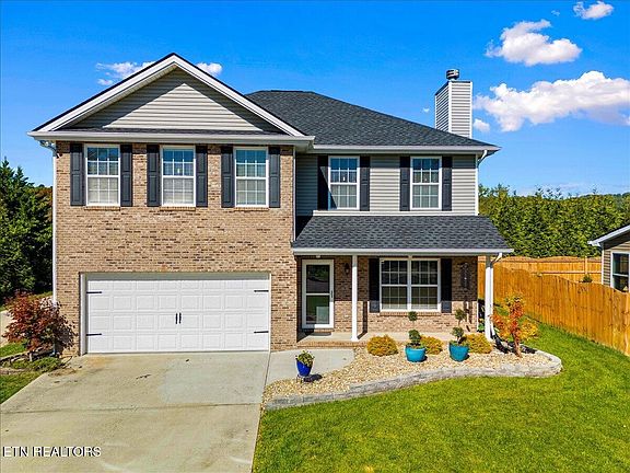 2nd image of 8349 Cureton Park Ln