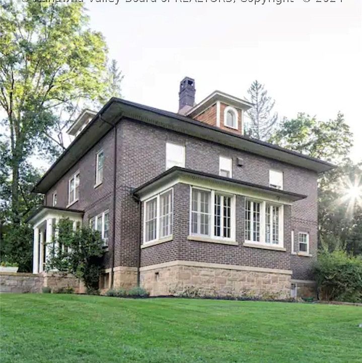 2nd image of 409 Thurmond Rd