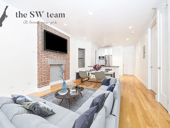 2nd image of 438 E 13th St APT B2