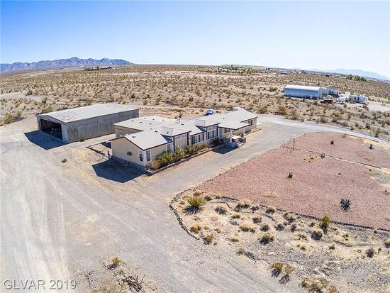 2590 Nadine Ct Pahrump Nv 89060 Zillow