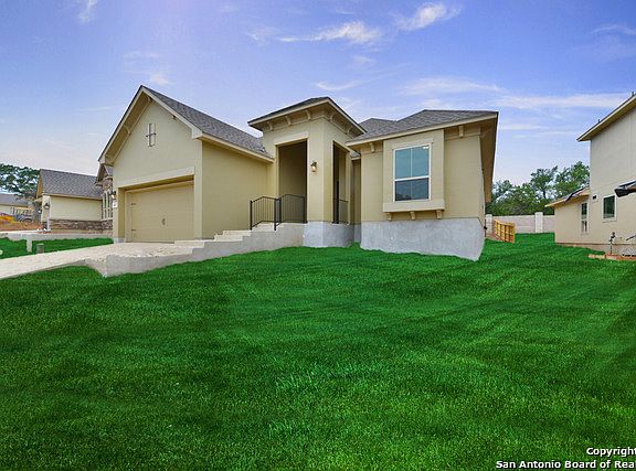 2nd image of 407 Tranquil Oaks