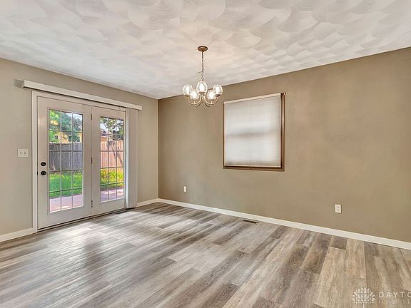 5th image of 6037 Vereker Dr