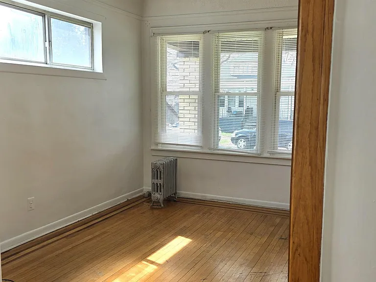 12080 Saint Aubin St — Photo 2