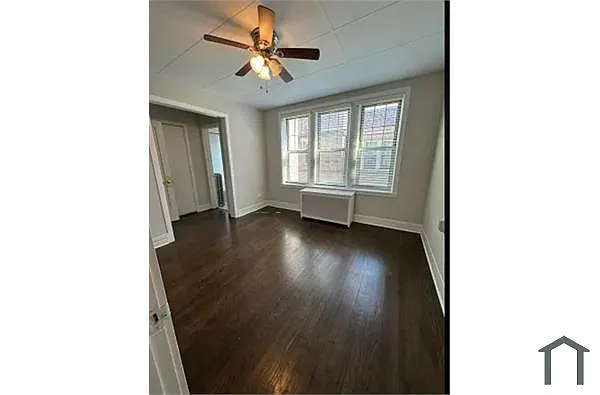 Building Photo - 1313 E Madison Park #3