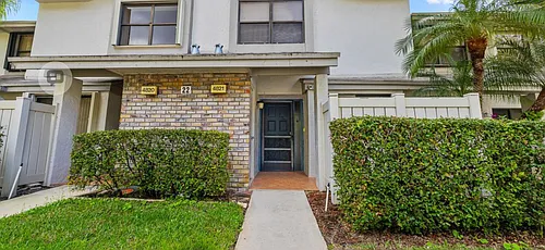 4821 NW 22nd St #4821 Photo 1