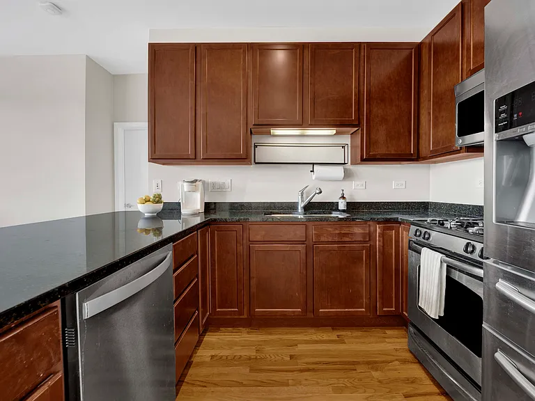 1150 W 15th St #418 — Photo 10