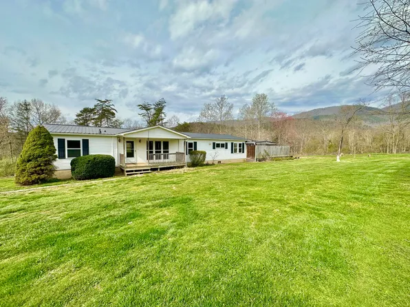 86 Forrest Hill Dr, Eagle Rock, VA 24085