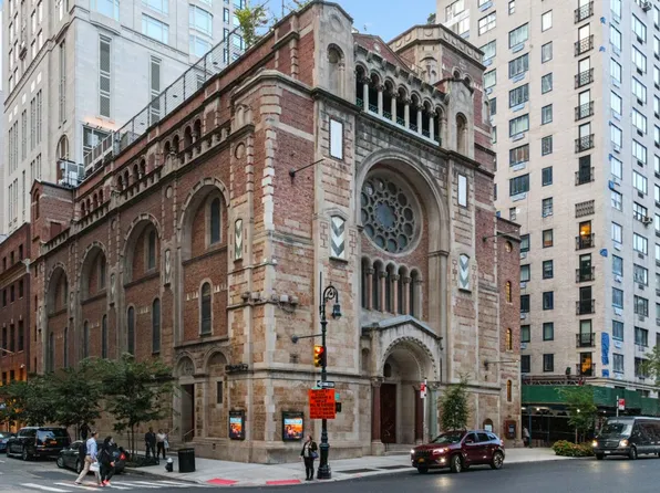 210 East 58th Street image 15 of 15