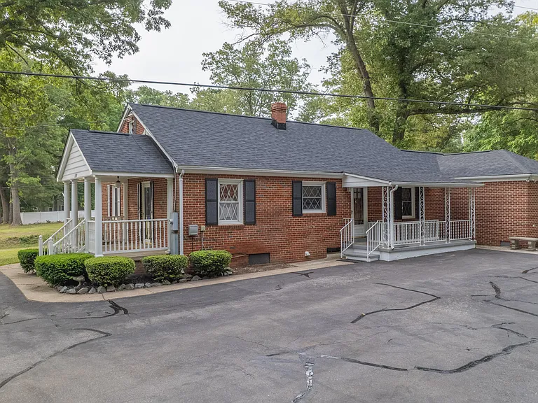 14297 Devils Three Jump Rd — Photo 2