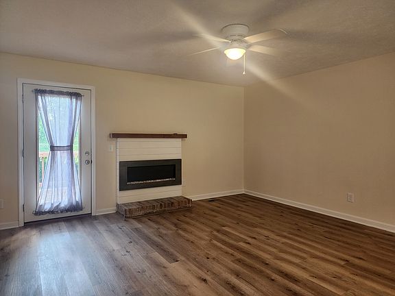 2nd image of 1756 Lewisburg Pike