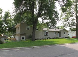 201 2nd St SW, Nya, MN 55397