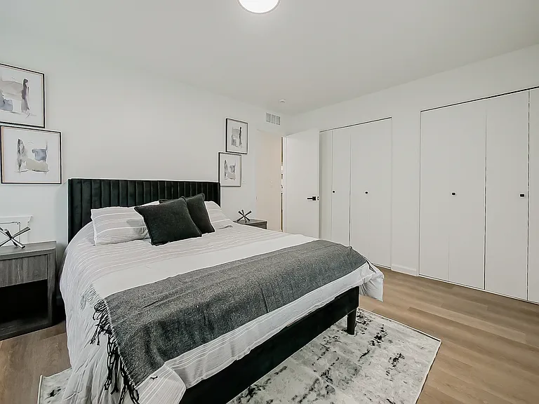 All New Luxury Living In Plymouth — Photo 82