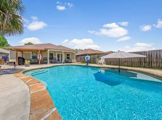8147 Sierra St, Navarre, FL 32566