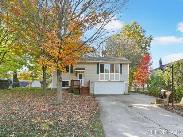 11957 Barnard St, Grand Haven, MI 49417