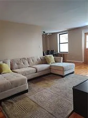 Sold by Maximillion Realty, Inc. | media 35