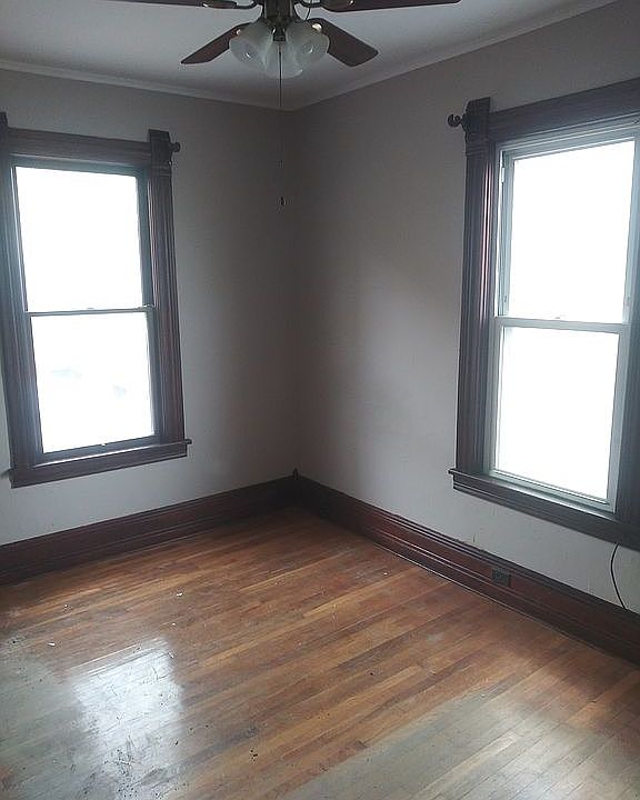 4 N Fulton St, Auburn, NY 13021 Zillow