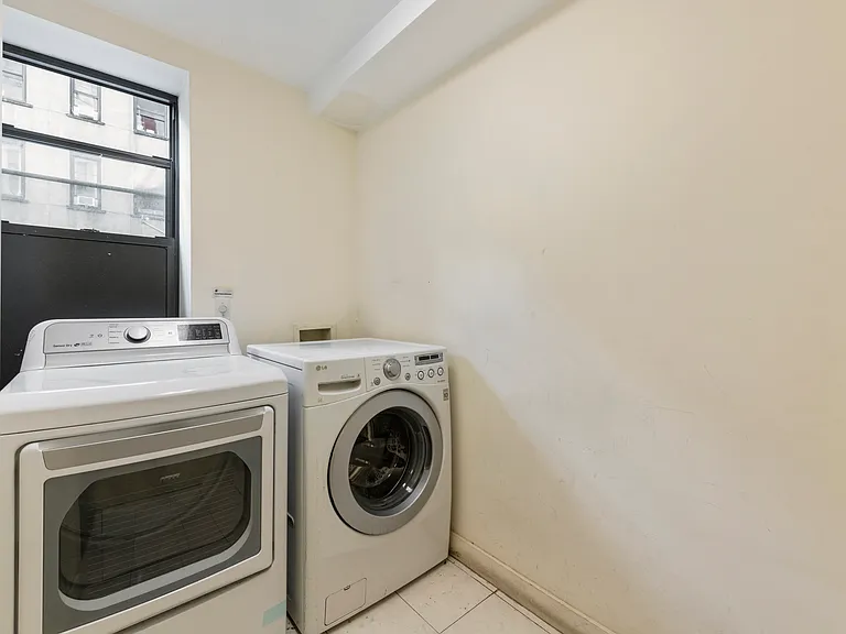 133 Essex St #501 — Photo 13