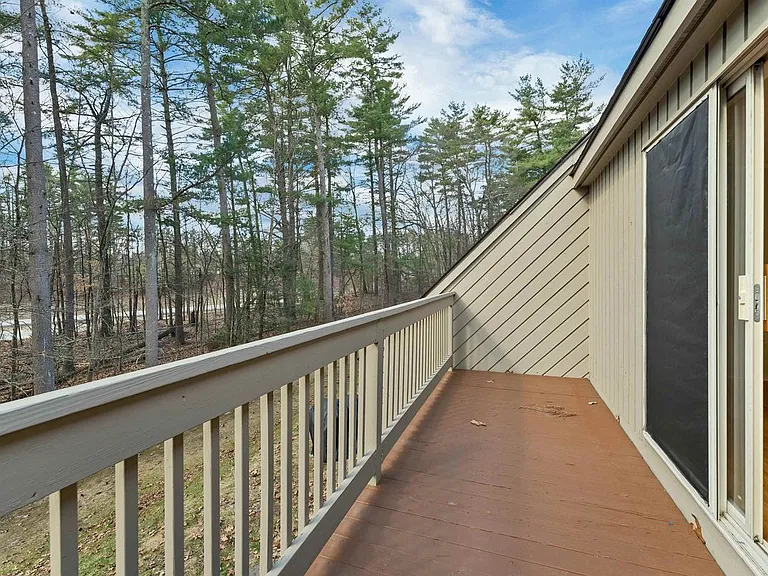 32 Suffolk Ct — Photo 20
