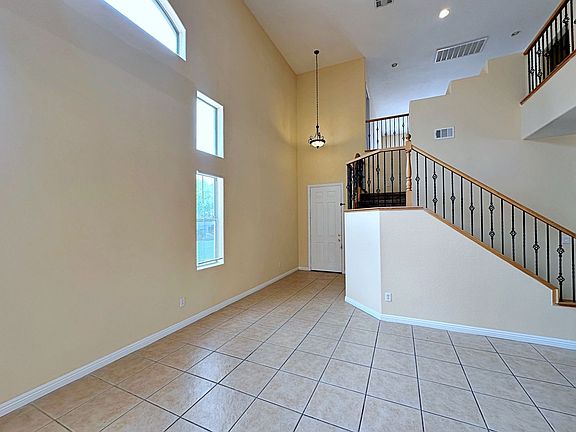 5th image of 9057 Spinning Wheel Ave