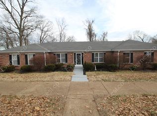2787 Brandenberg Ln, Saint Louis, MO 63129