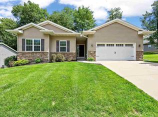 1149 Manitou Trl, Iowa City, IA 52245