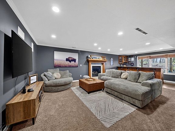 5th image of 10728 Alderwood Ln