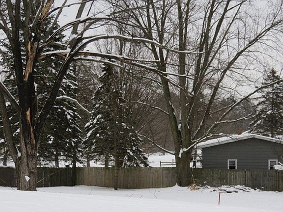 3rd image of 150 Jermaine St