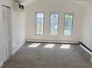 25703 148th Ave FLOOR 2, Rosedale, NY 11422